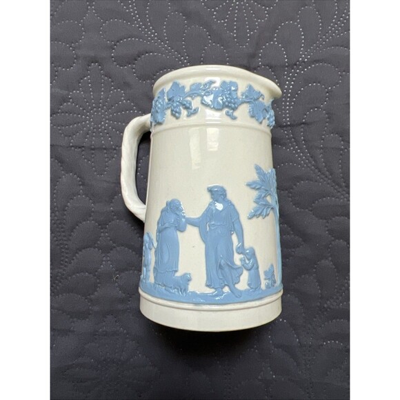 Wedgwood Cream Etruria & Barlaston Queens Ware Sacrifice Jug Pitcher Creamer - Picture 1 of 10